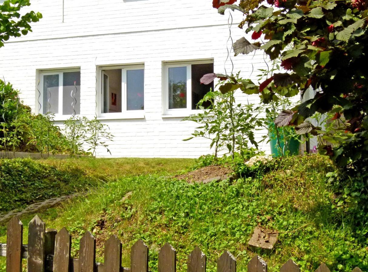 Haus Tannenweg Daire Zell an der Mosel Dış mekan fotoğraf